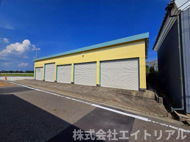 豊田市千足町　貸倉庫