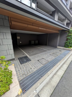 【駐車場】 | ザ・パークハウス三条油小路