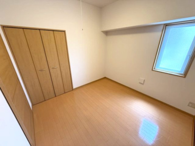 【寝室】 | エスポワール