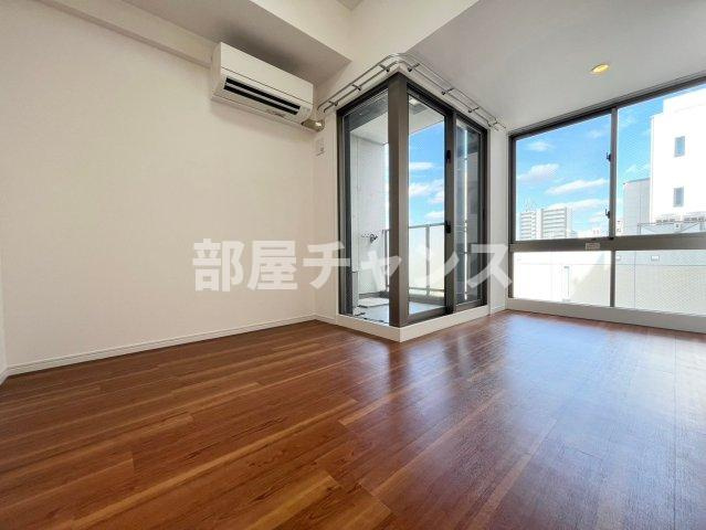 リエス鶴舞EAST TOWERの居間・リビング