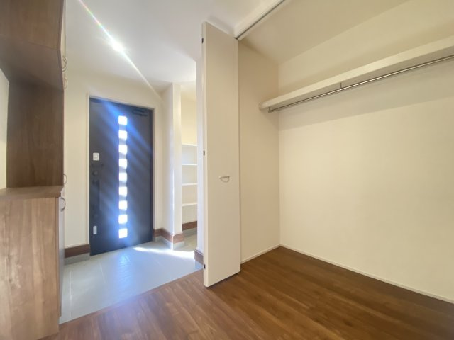 『八王子市新築戸建て』八王子市下恩方町2139【仲介手数料無料】　１期の玄関|～仲介手数料無料☆八王子ひなた不動産～　八王子市下恩方町　新築戸建て