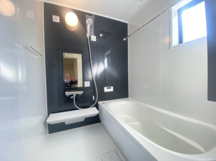 『八王子市新築戸建て』八王子市下恩方町2139【仲介手数料無料】　１期の浴室|～仲介手数料無料☆八王子ひなた不動産～　八王子市下恩方町　新築戸建て