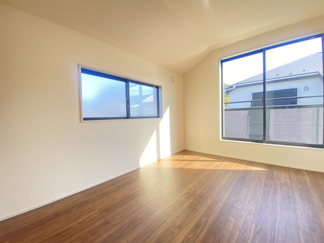 『八王子市新築戸建て』八王子市下恩方町2139【仲介手数料無料】　１期の洋室|～仲介手数料無料☆八王子ひなた不動産～　八王子市下恩方町　新築戸建て