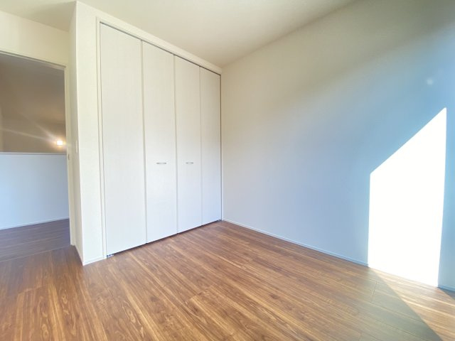 『八王子市新築戸建て』八王子市下恩方町2139【仲介手数料無料】　１期の洋室|～仲介手数料無料☆八王子ひなた不動産～　八王子市下恩方町　新築戸建て