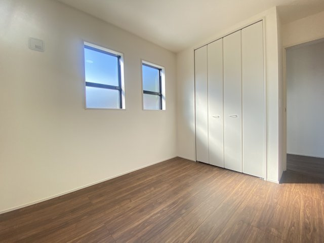 『八王子市新築戸建て』八王子市下恩方町2139【仲介手数料無料】　１期の洋室|～仲介手数料無料☆八王子ひなた不動産～　八王子市下恩方町　新築戸建て