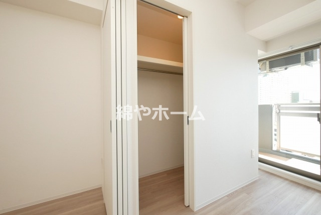 セレニテ難波グランデシュッドの収納|便利な収納スペースです