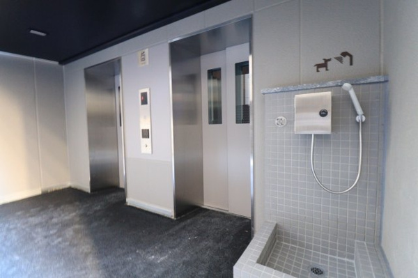 【展望】 | 【ペット足洗い場】お散歩のあと、綺麗になってお部屋に戻れます。