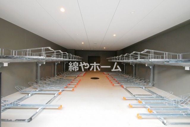 セレニテ難波グランデシュッドのその他