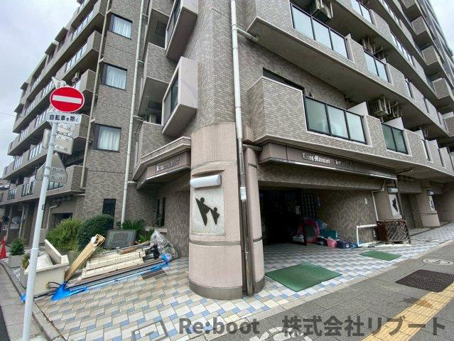 ライオンズマンション北千住第7の外観