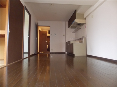 【居間・リビング】 | グランデージ竹越 | ゆったり過ごせる居間です