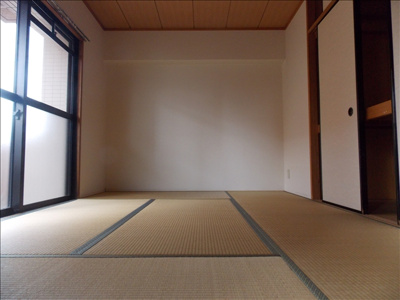 【内装】 | グランデージ竹越 | 明るい色調の室内です