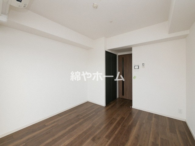 レオンコンフォート難波ミラージュの居間・リビング|リビングです