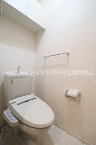 レジデンシィズ 東城 Westのトイレ|温水洗浄便座