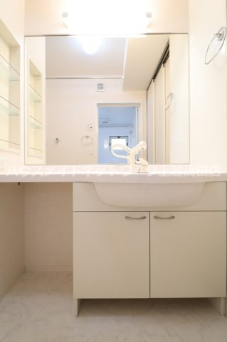 レジデンシィズ 東城 Westの独立洗面台|洗髪洗面化粧台