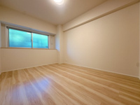 【洋室】 | ドゥ・マテール穴生☆仲介手数料無料☆ | インテリアコーディネーターが家具を配置していますので、観に来てください♪