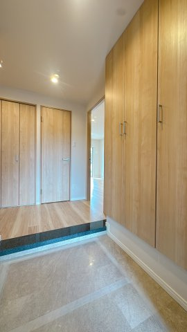 【玄関】 | アースコートジュエラ黒崎☆仲介手数料無料☆