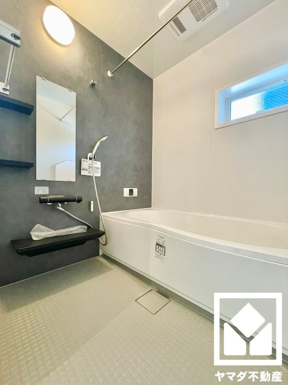 宇治市五ケ庄上村　5号地の浴室