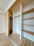 【収納】 | ベイサイドプラザ若松本館☆仲介手数料無料☆ | 適度な高さで仕切られた「段」が実用的でいいですね♪