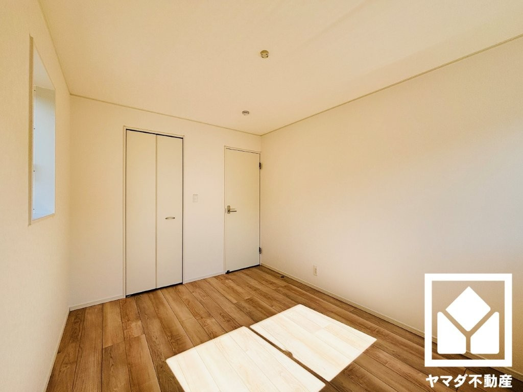 大津市坂本２丁目　第33　1号棟の洋室