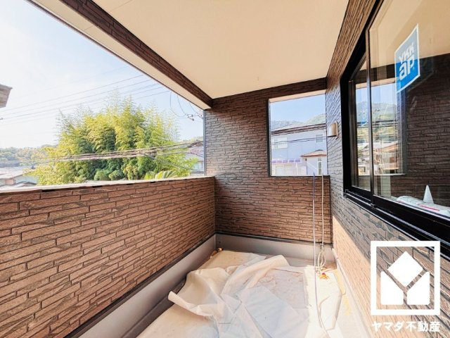 大津市坂本２丁目　第33　2号棟のバルコニー|10月30日　現地写真更新