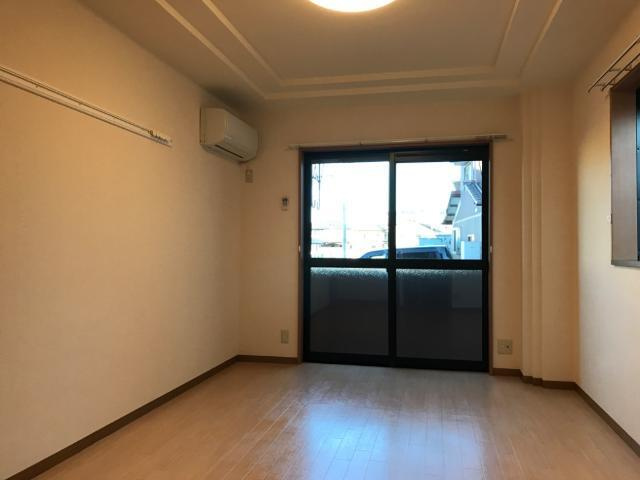 ペルソナ２１の居間・リビング|洋室