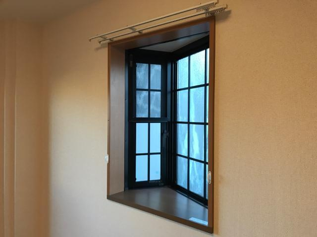 ペルソナ２１のその他|出窓