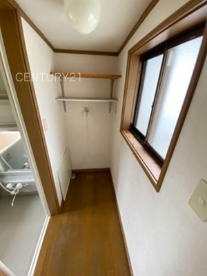 【独立洗面台】 | 高崎市井野町中古一戸建て | ２階脱衣所