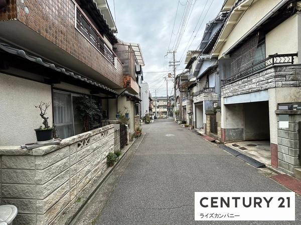【前面道路含む現地写真】 | 堺市西区北条町2丁　中古戸建
