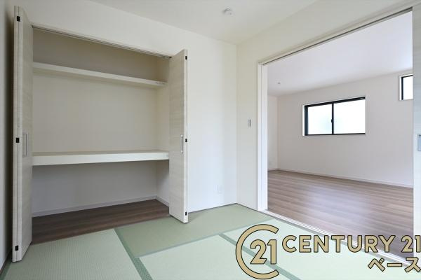 リーブルガーデン三里 １号棟 ／新築一戸建の和室|■現地撮影写真■ほっこり落ち着ける和室。客間としても、ご家族のくつろぎスペースとしてもご利用いただけます。