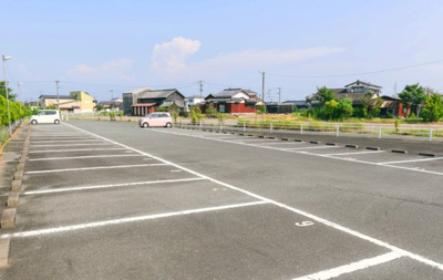 【駐車場】 | ビレッジハウス大和Ⅱ1号棟 | 駐車場があります