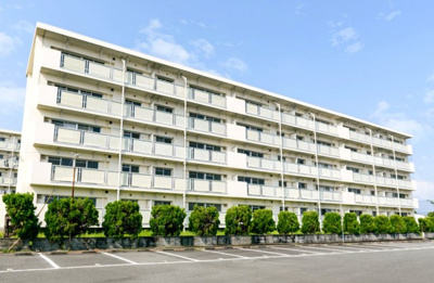 【外観】 | ビレッジハウス大和Ⅱ1号棟 | きれいな外観です