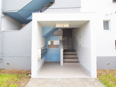 【エントランス】 | ビレッジハウス筑後一号棟 | ゆとりのあるエントランスです