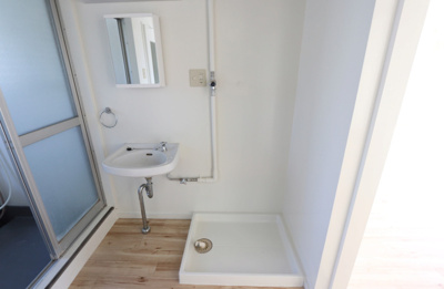 【洗面所】 | ビレッジハウス筑後一号棟 | コンパクトで使いやすい洗面所