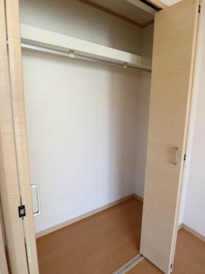 【収納】 | ミラフローレス橘 | 洋服もたくさん収納できるクローゼットです