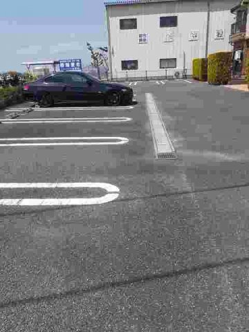 エレガンツァの駐車場|駐車場完備です