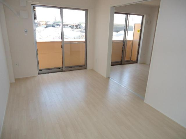 アヴァンティ一条の居間・リビング|リビング