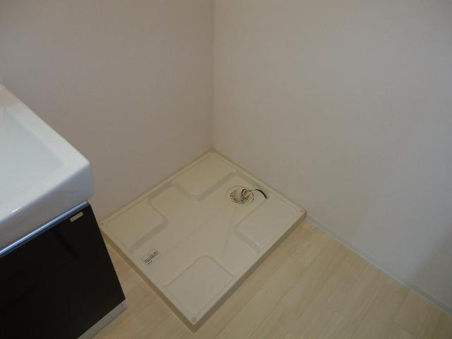 アヴァンティ一条のその他|洗濯機置場