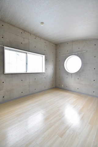 Ｙ’ｚ　Ｂ．Ｌ．Ｄ緑井の居間・リビング