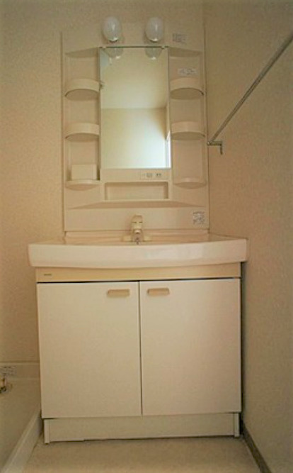 サンセーヌ六ツ門の洗面所|忙しい朝には欠かせない洗面所です