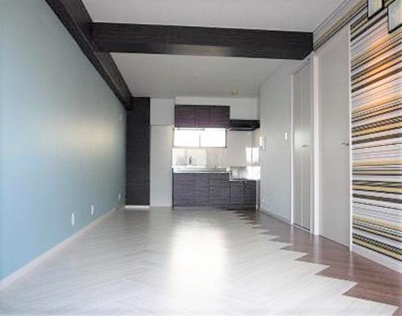 サンセーヌ六ツ門の居間・リビング|こちらの居間で趣味の時間をお楽しみください