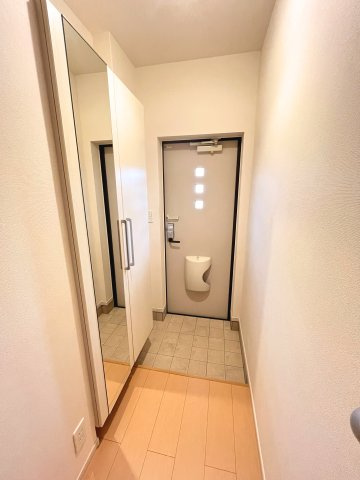 ヴァイオレットの玄関