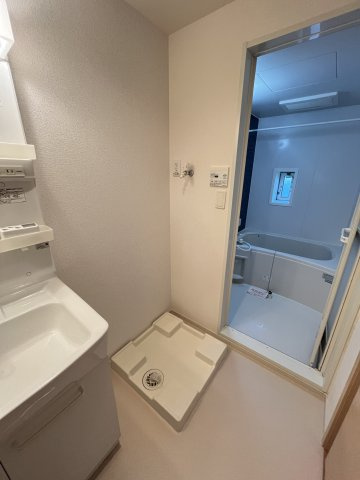 ヴァイオレットの内装