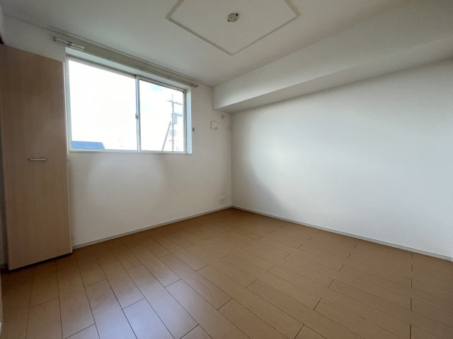 ヴァイオレットの内装