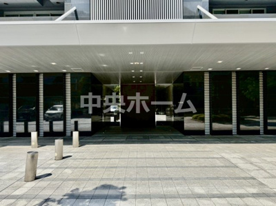 【エントランス】 | ビーコンタワーレジデンス | 【エントランス】マンションのエントランスは、その物件の印象を決める、顔とも言える場所です。毎日通る場所ですからきれいなのが一番です。