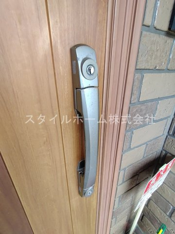 グランドゥール０３の玄関