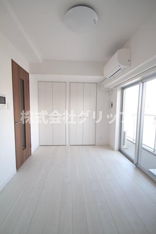 リヴシティ横濱ヒルサイドテラスの居間・リビング