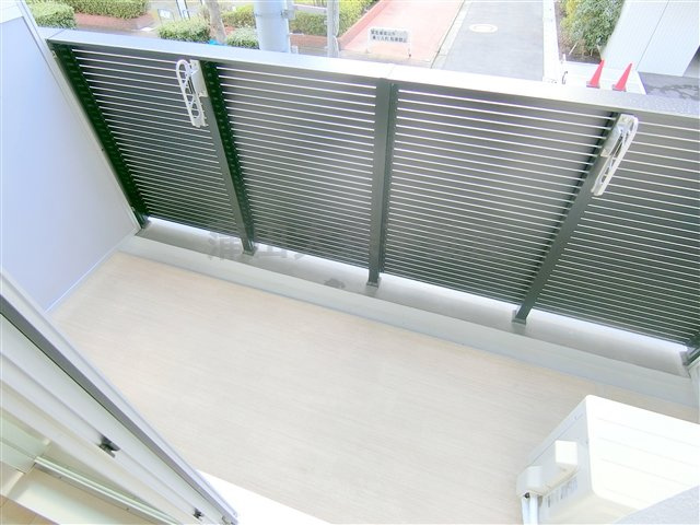 パークリュクス蒲田1丁目のバルコニー|物干金具付きのバルコニー