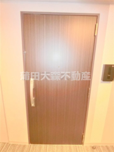 パークリュクス蒲田1丁目の玄関