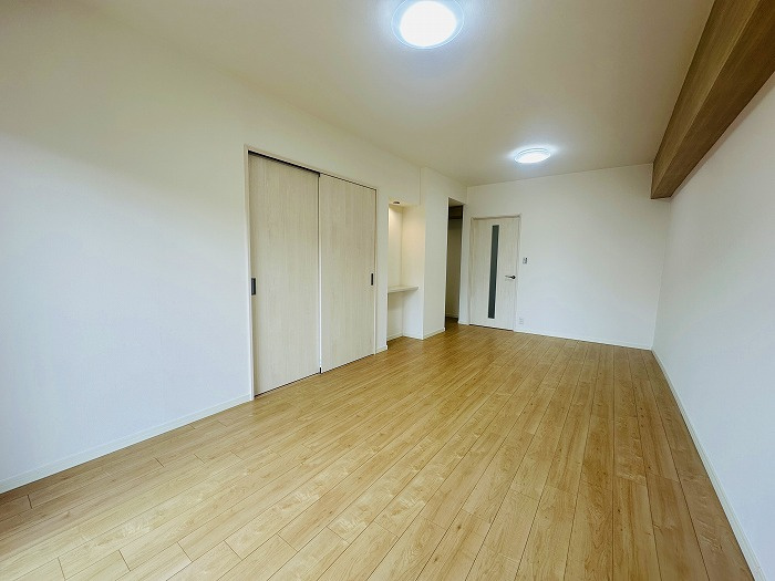 【居間・リビング】の画像