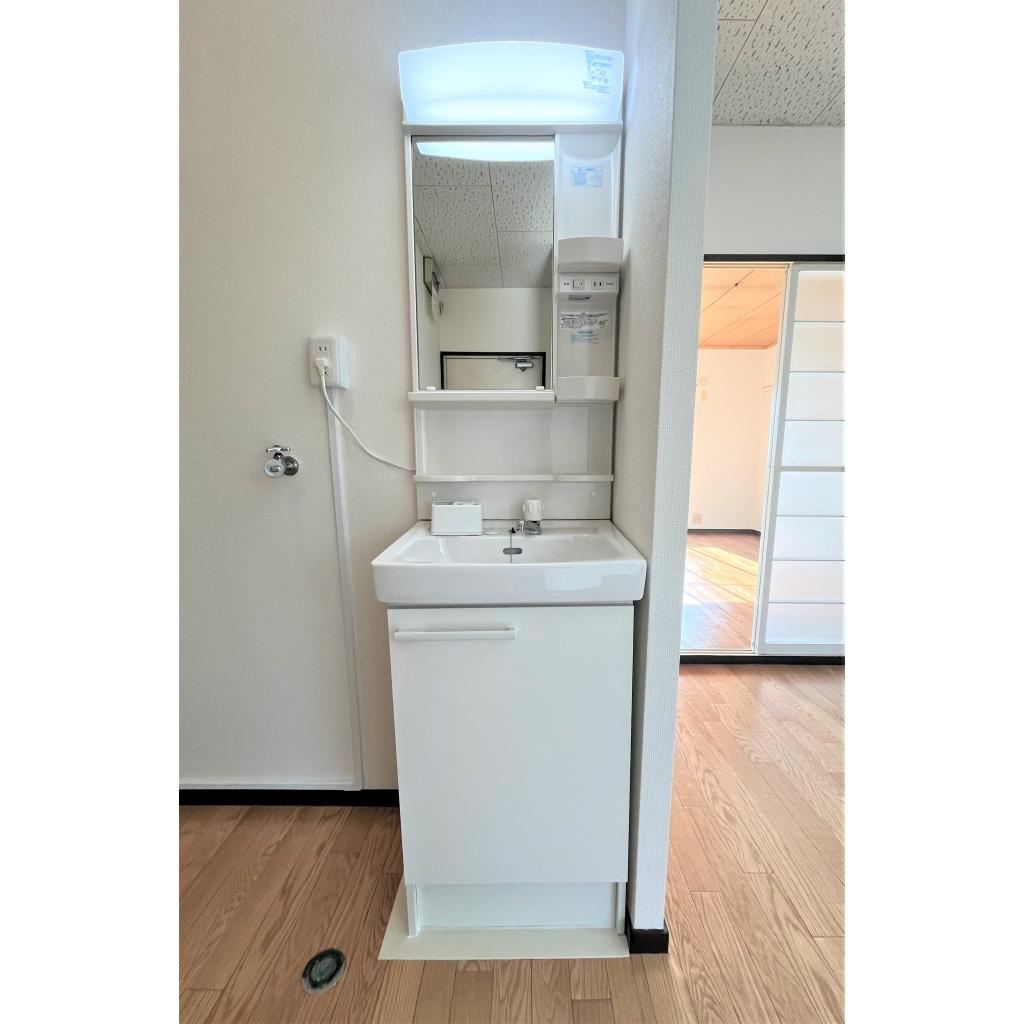 ＫＭＫハイツの洗面所|洗面所